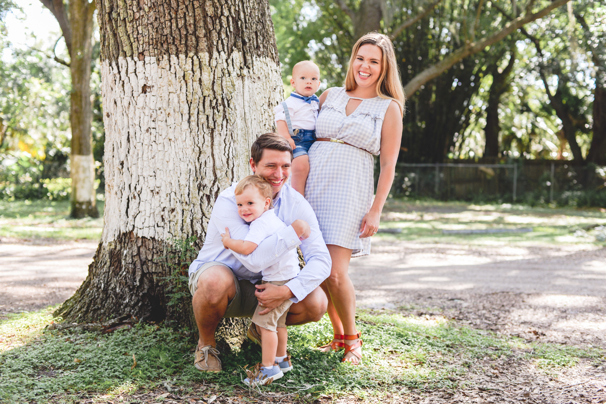 hugs, dad, family, park, grass, trees