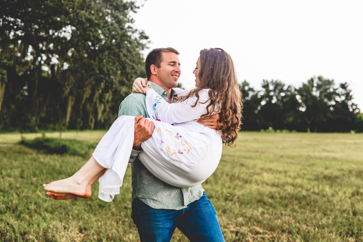 trees, grass field, picking up, wife, love, country