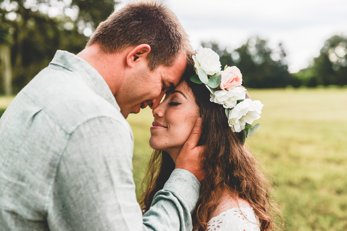 flower crown, couple, kissing, love