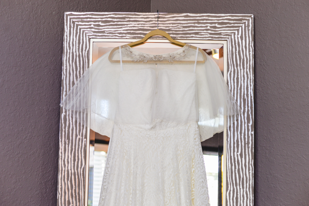 wedding dress, mirror, metal, decor