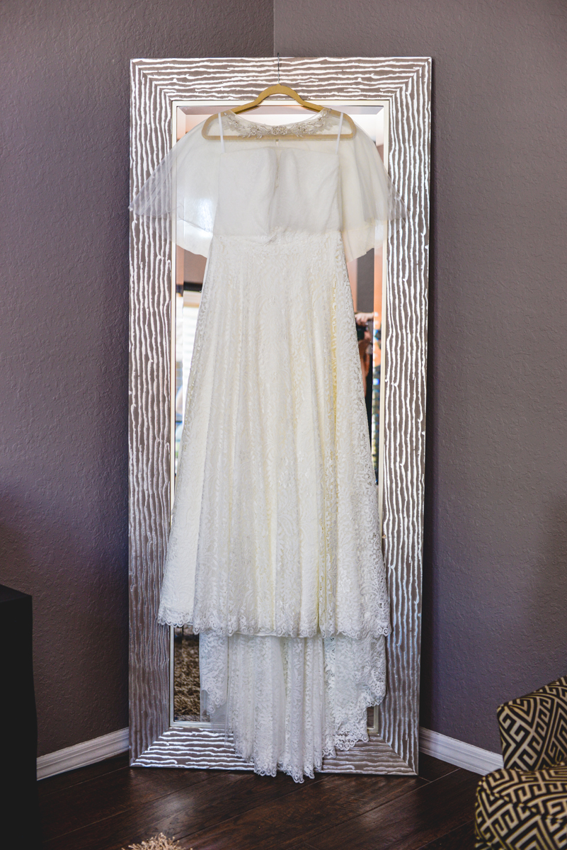 wedding dress, mirror, lace, veil, cape 