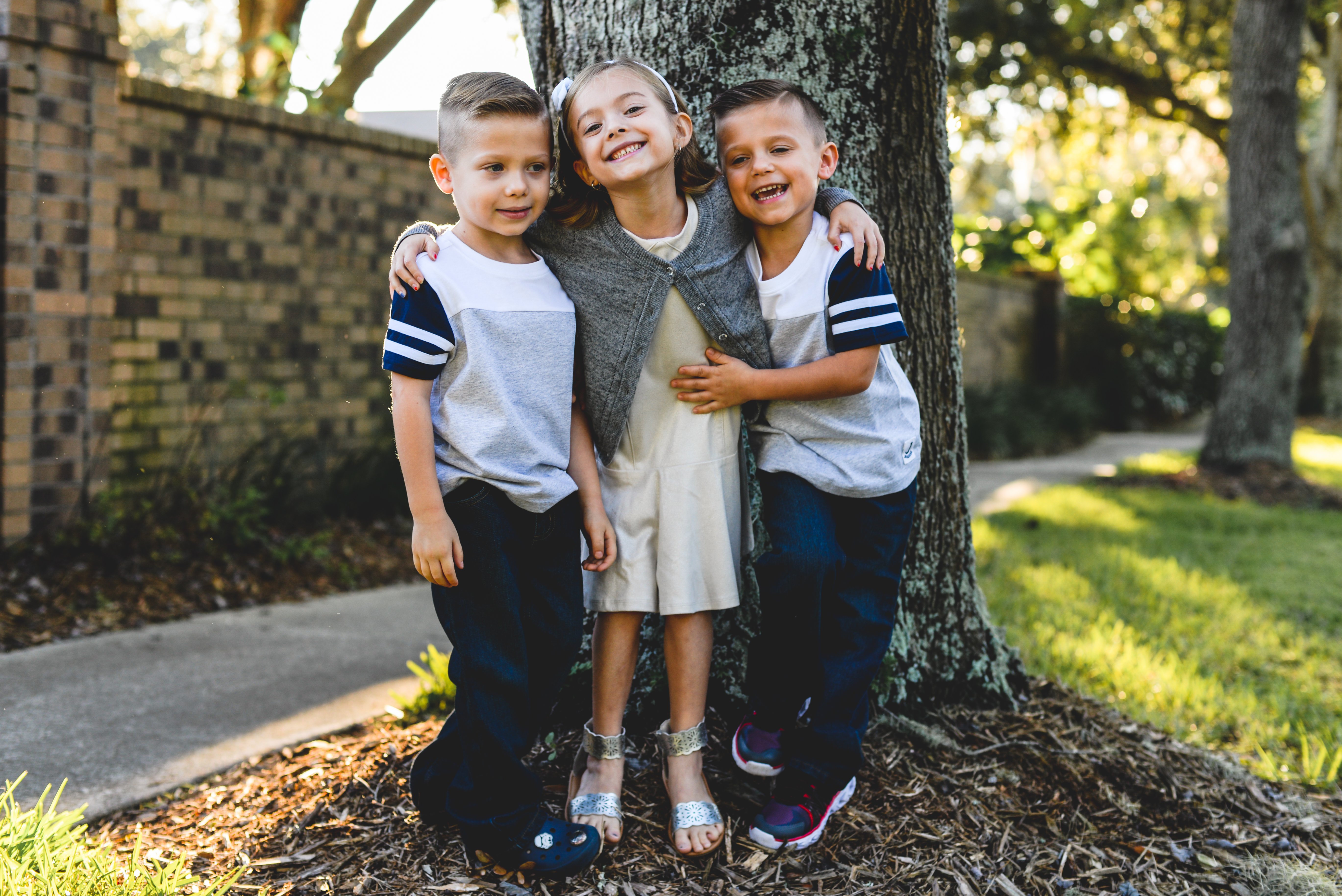 laughing, grass, portrait, family, brick, trees