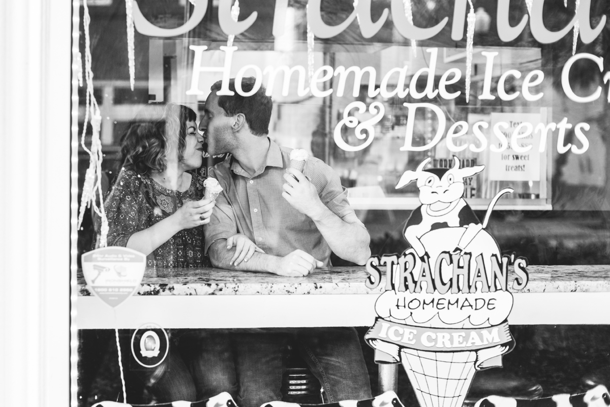 black and white, ice cream, ice cream shop, window front, kissing