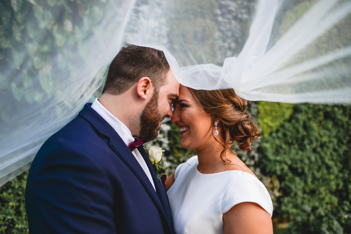 veil, bride, groom, just married, happy, love