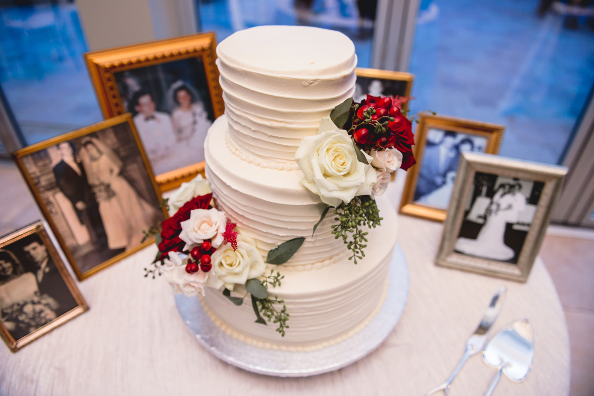 wedding cake, flowers, picture frames, cake