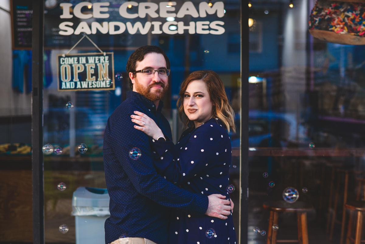 ice cream, bubbles, couple, glass window, hugging