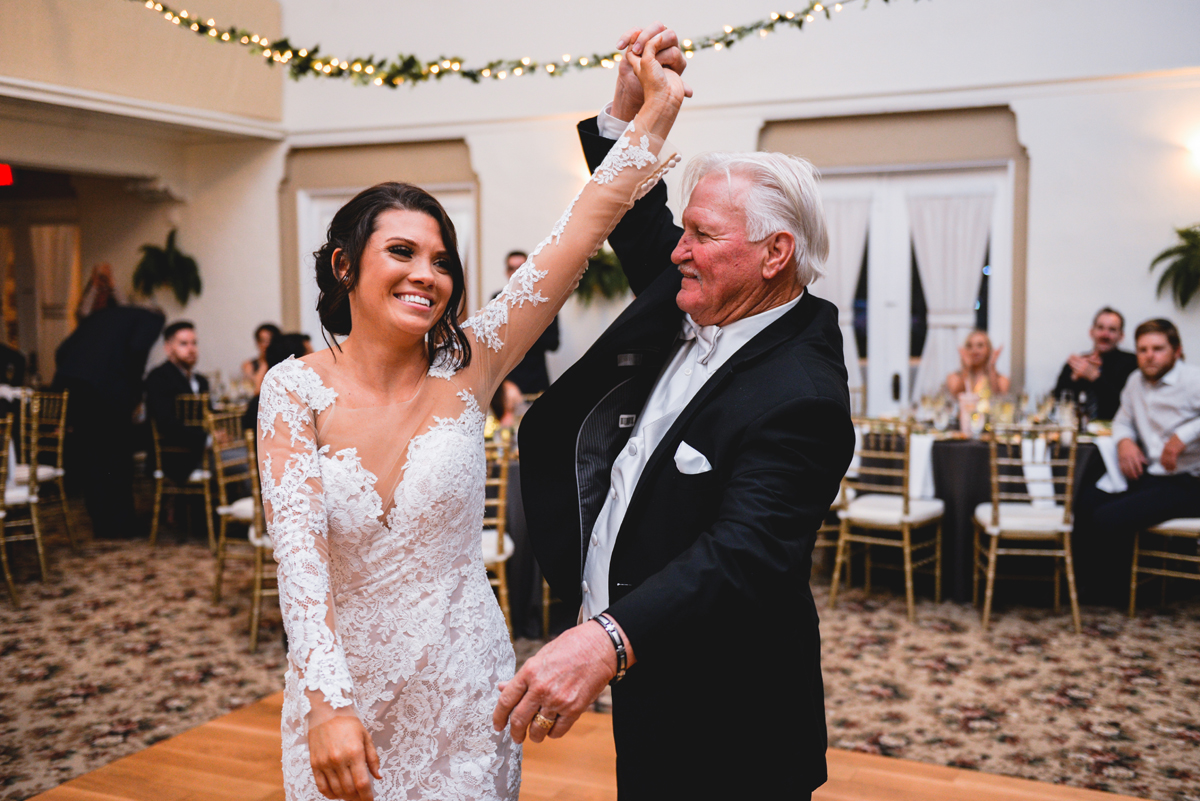 father, daughter, first dance, wedding, spinning