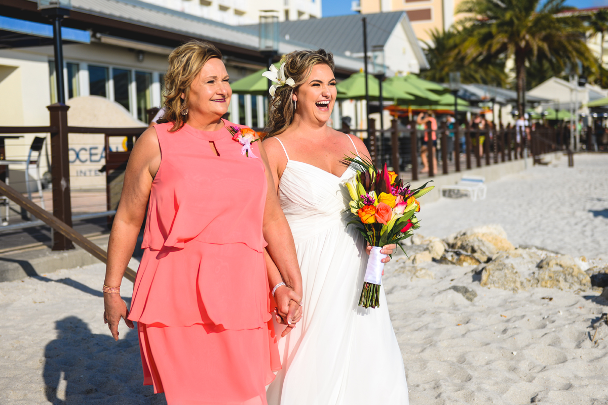 mother, daughter, beach, wedding, isle 