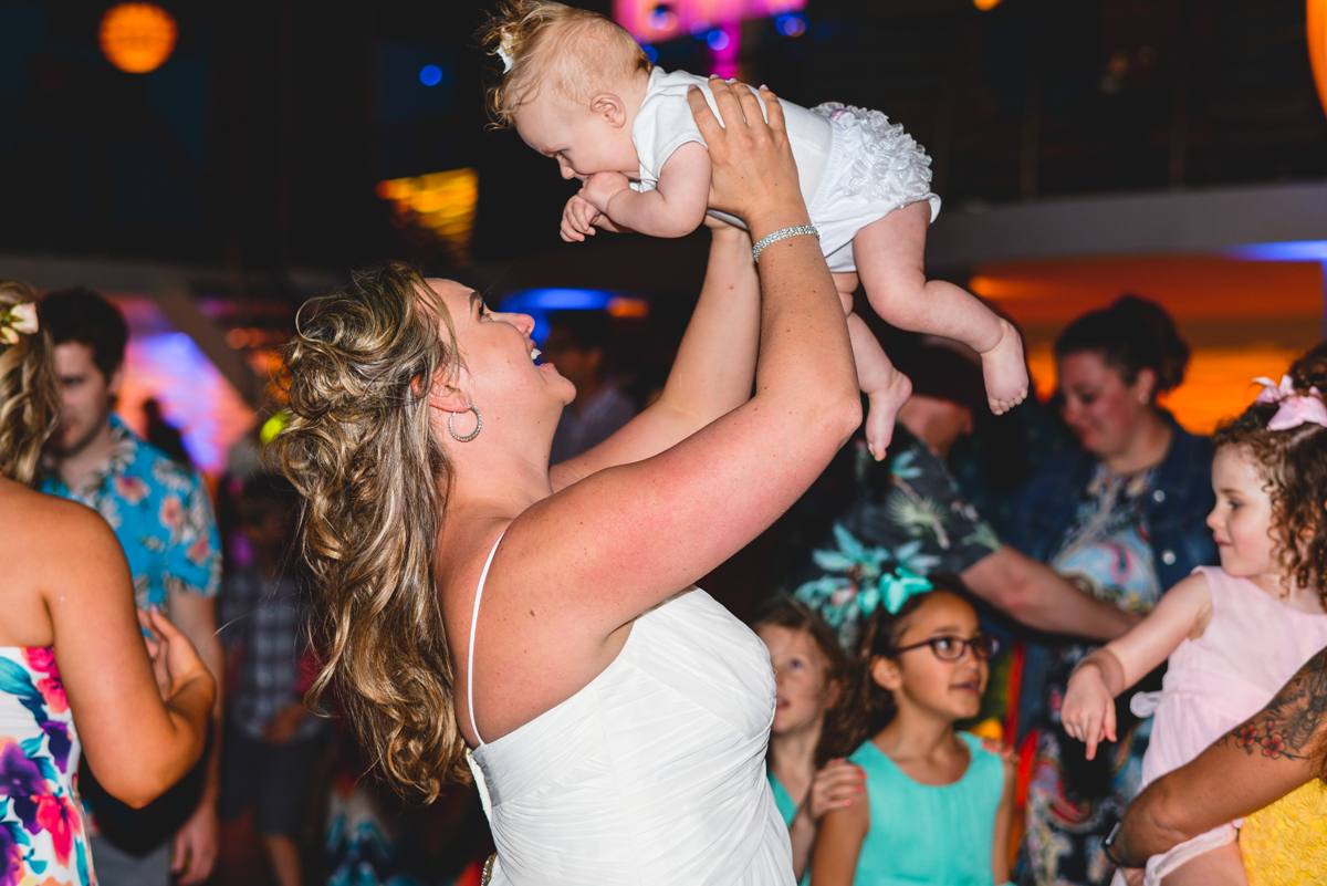 bride, mom, daughter, dancing, baby