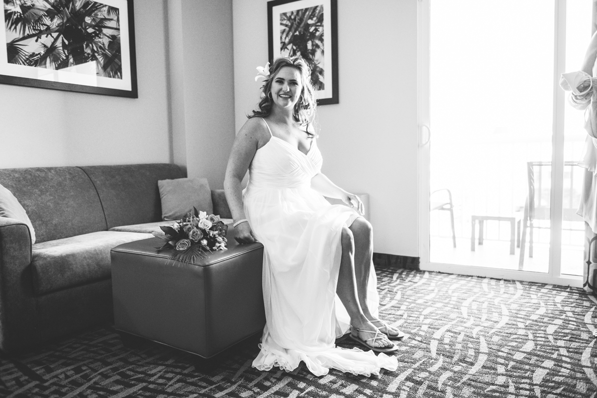 bride, hotel room, wedding, getting ready, window light