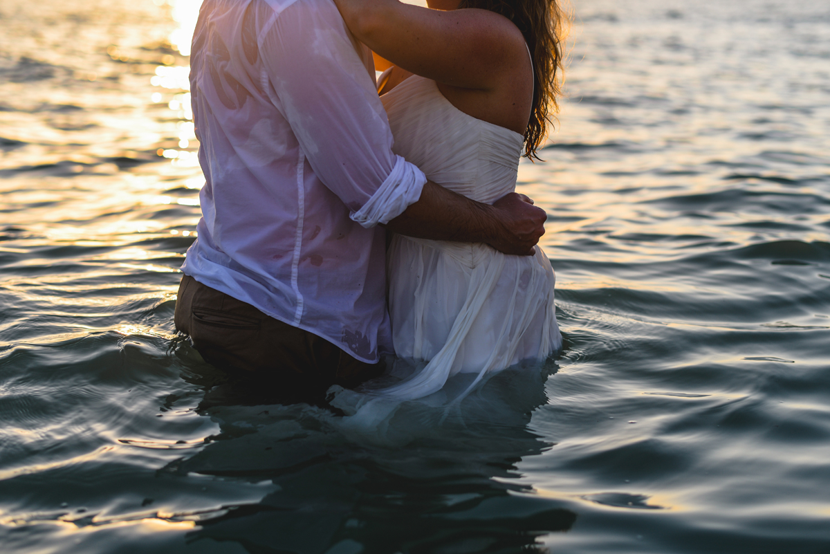 water, flowing, dress, details, hugging, ocean