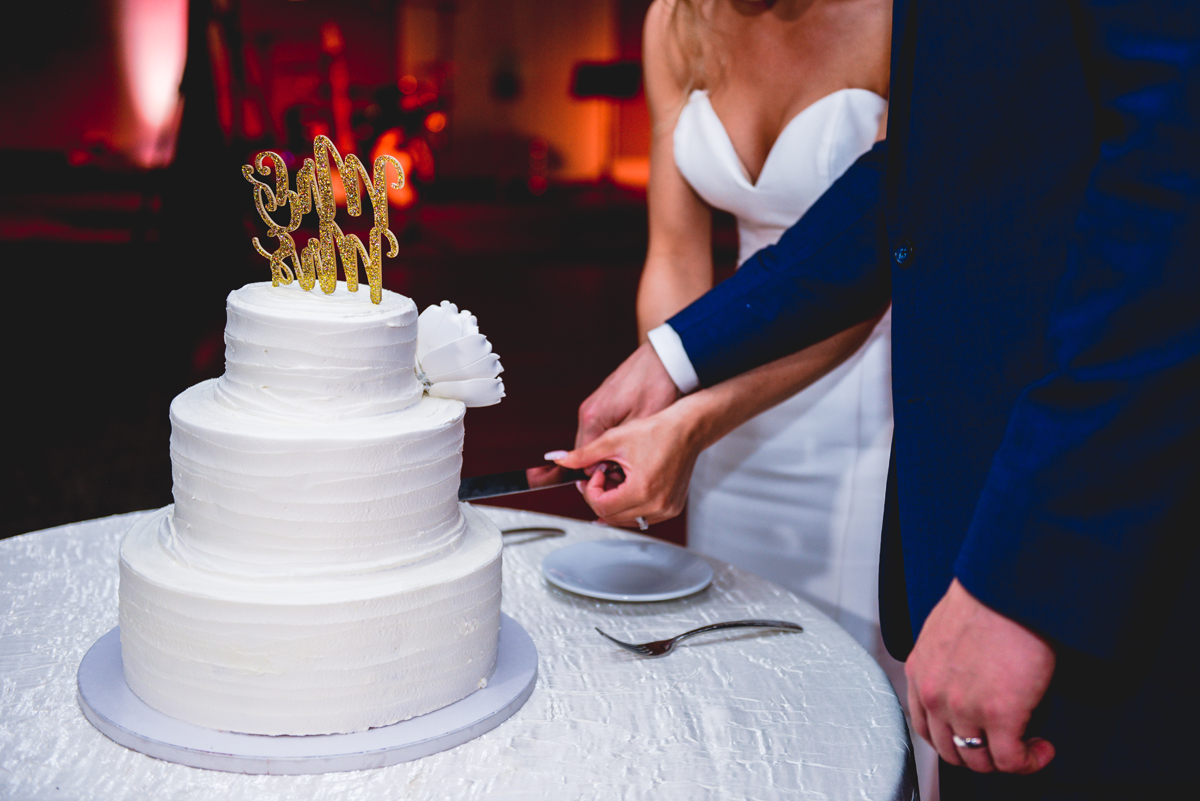 white, wedding, cake, gold, bride, groom