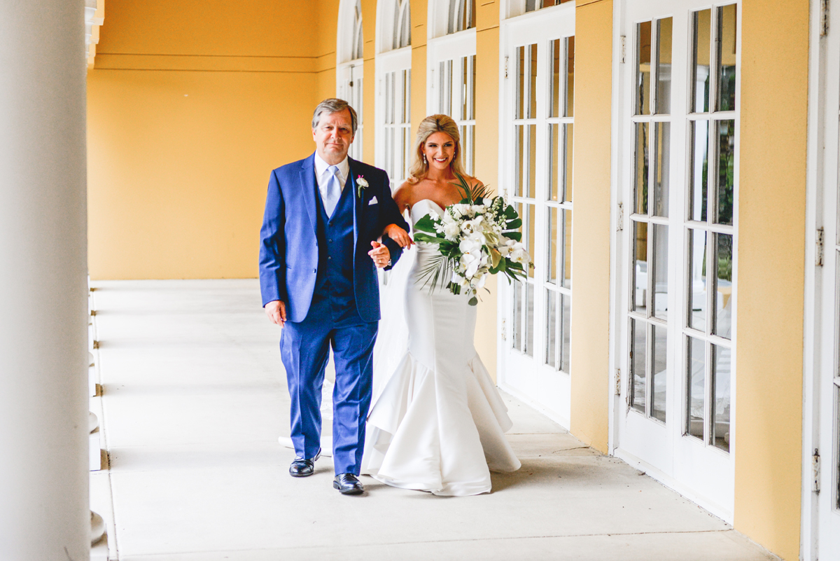 bride, dad, wedding, walking, isle, doors