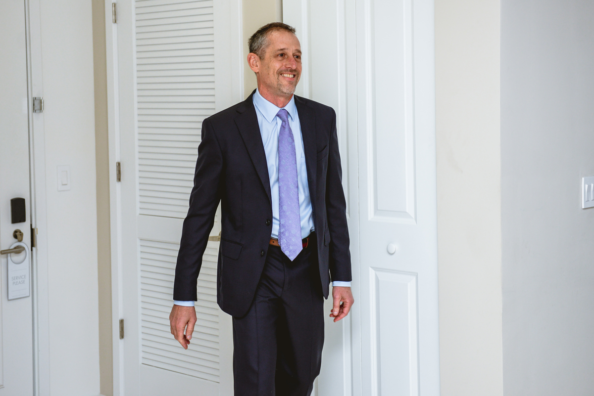 father, hotel, portrait, wedding