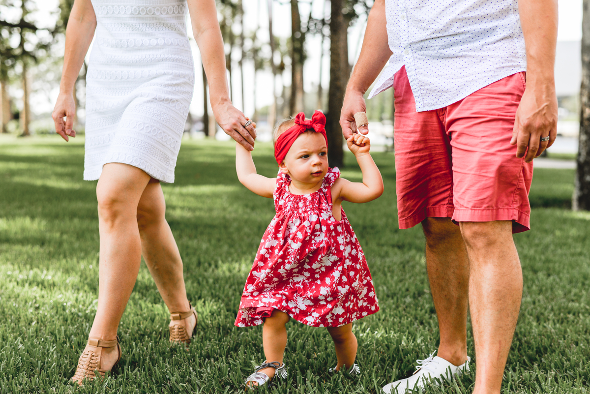 park, greenery, downtown, grass, baby girl