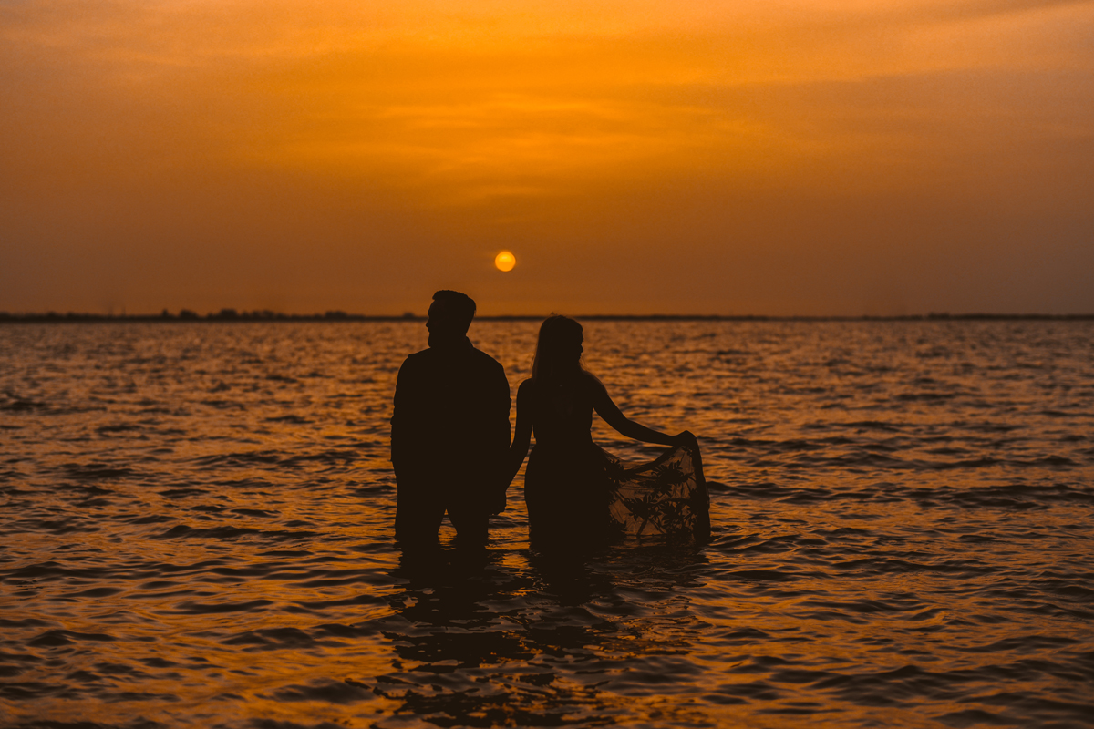 Engagement Photos at Picnic Island