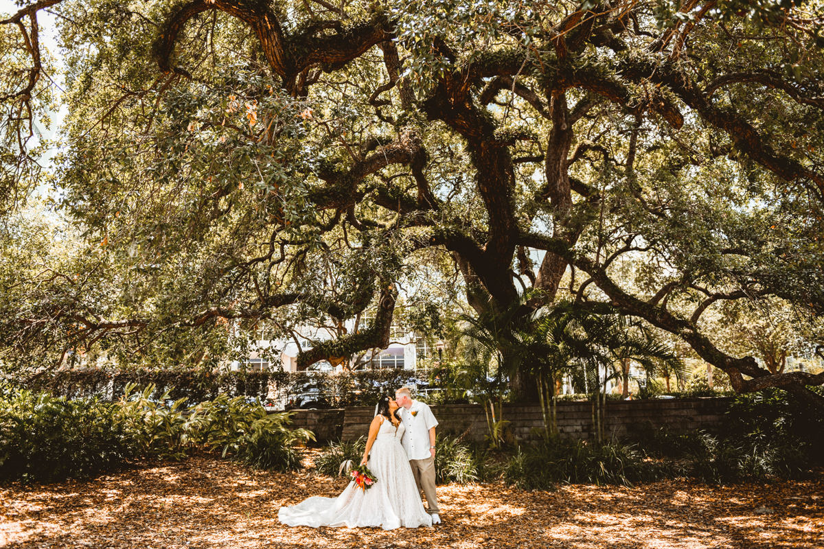 Paradise Cove Orlando Wedding